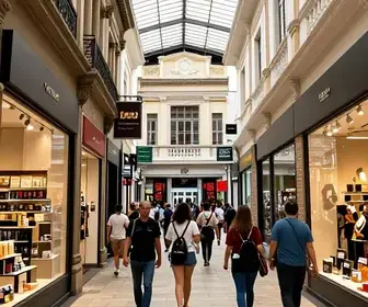 Explorando as Galerias do Centro de Juiz de Fora: Compras e Cultura
